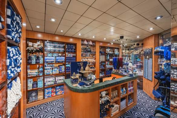 MSC Cruises MSC Sinfonia MSC Logo Shop 2 ©MSC Rights - Ivan Sarfatti.jpg